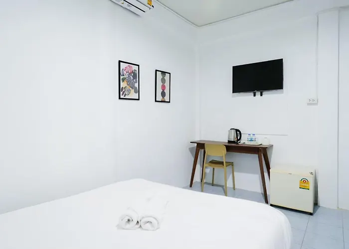 Znap Bts Ekkamai 42 - สุขุมวิท ซอย 42 曼谷