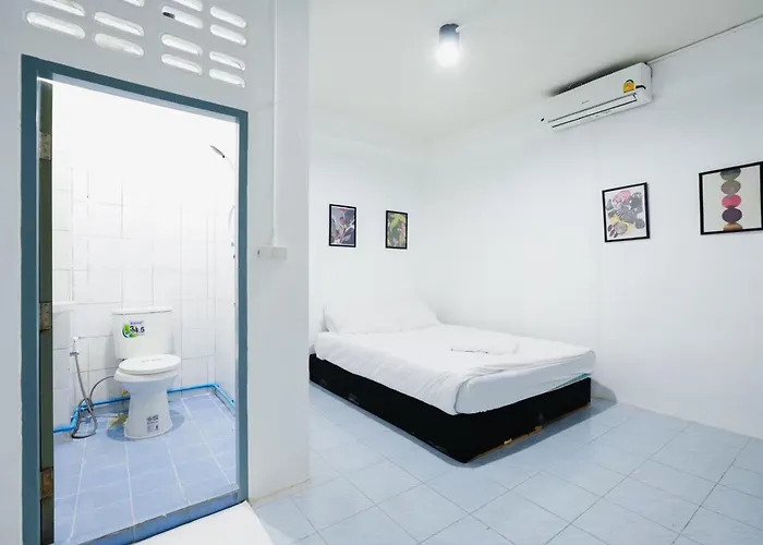 Znap Bts Ekkamai 42 - สุขุมวิท ซอย 42 公寓 曼谷